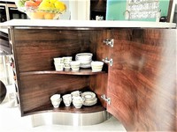 Corner unit including shelf's.